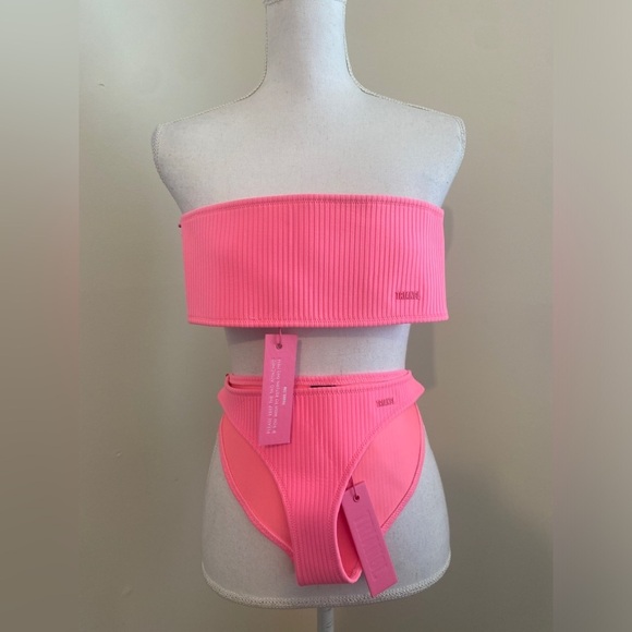 Triangl Twinnie Dandy Candy bikini Top is a XS and Bottom are S NWT - Picture 2 of 8